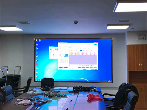 美中環(huán)境會(huì)議室P2.5全彩